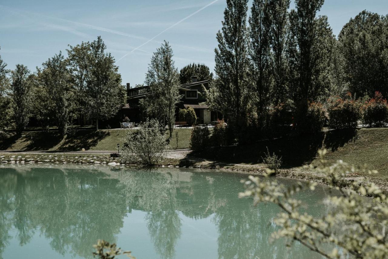 L'Anfora Country Club Bed and Breakfast Basciano Exteriör bild