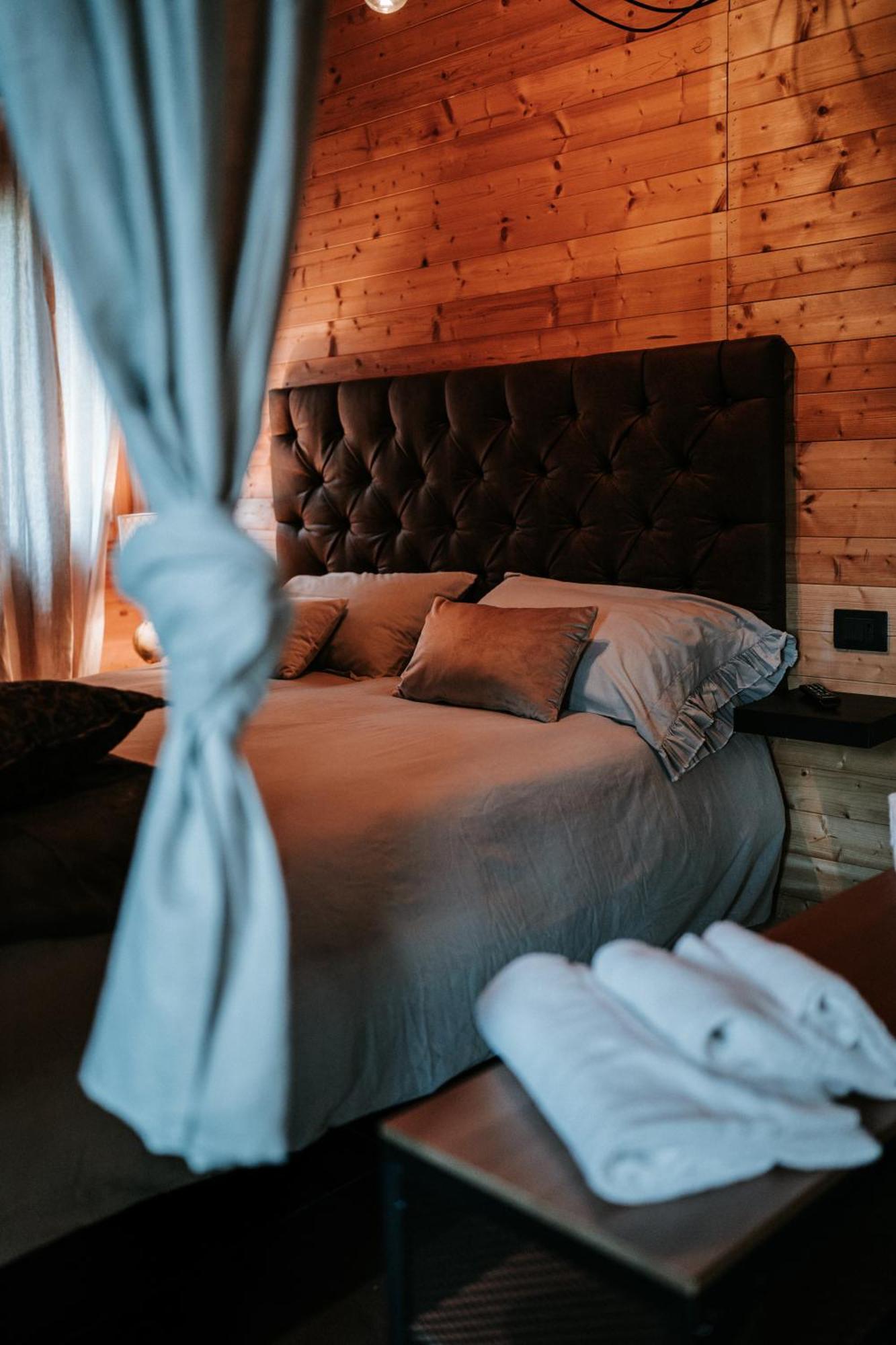 L'Anfora Country Club Bed and Breakfast Basciano Exteriör bild